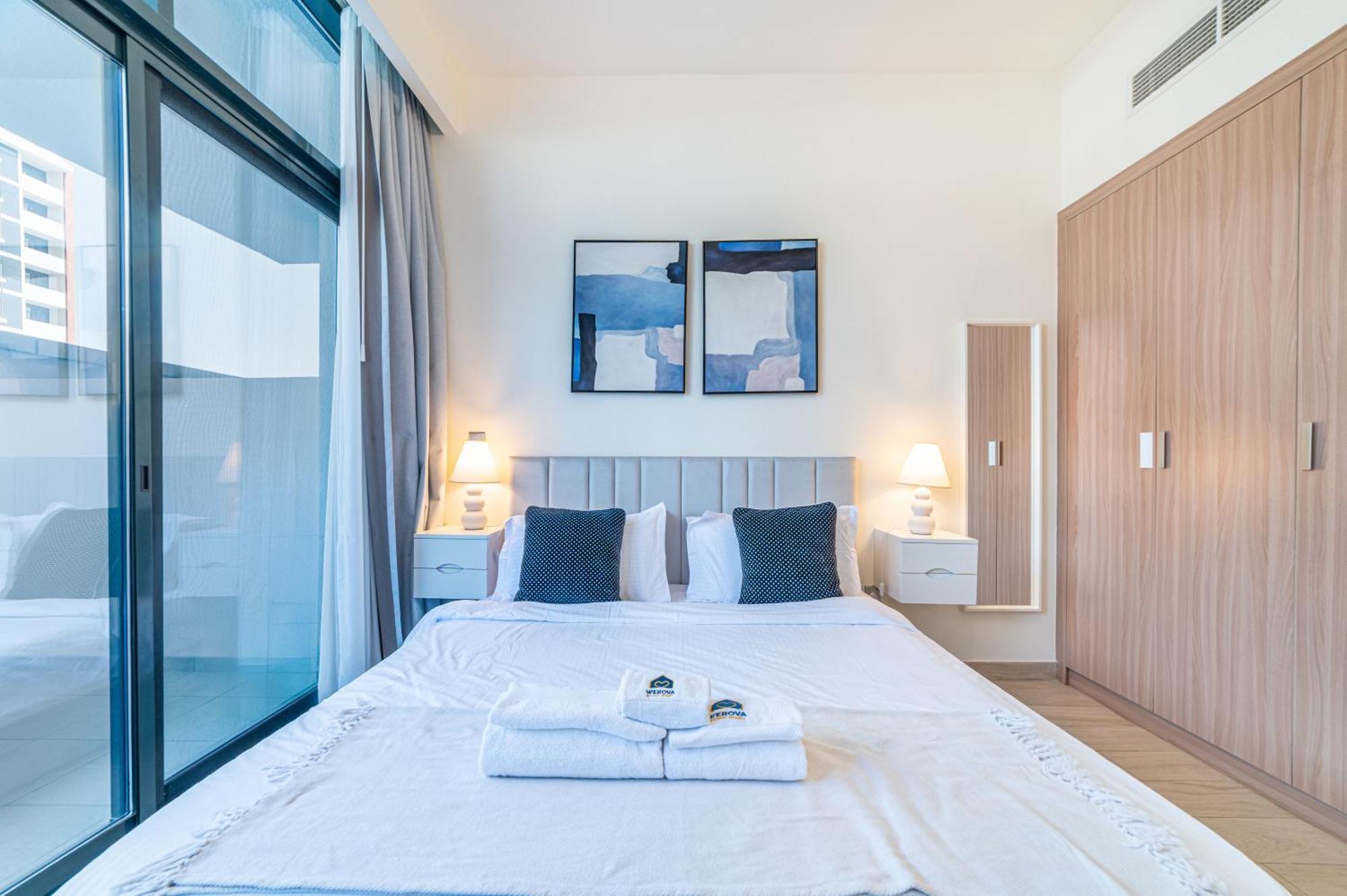 Bright & Spacious In Azizi Riviera 24 Dubai