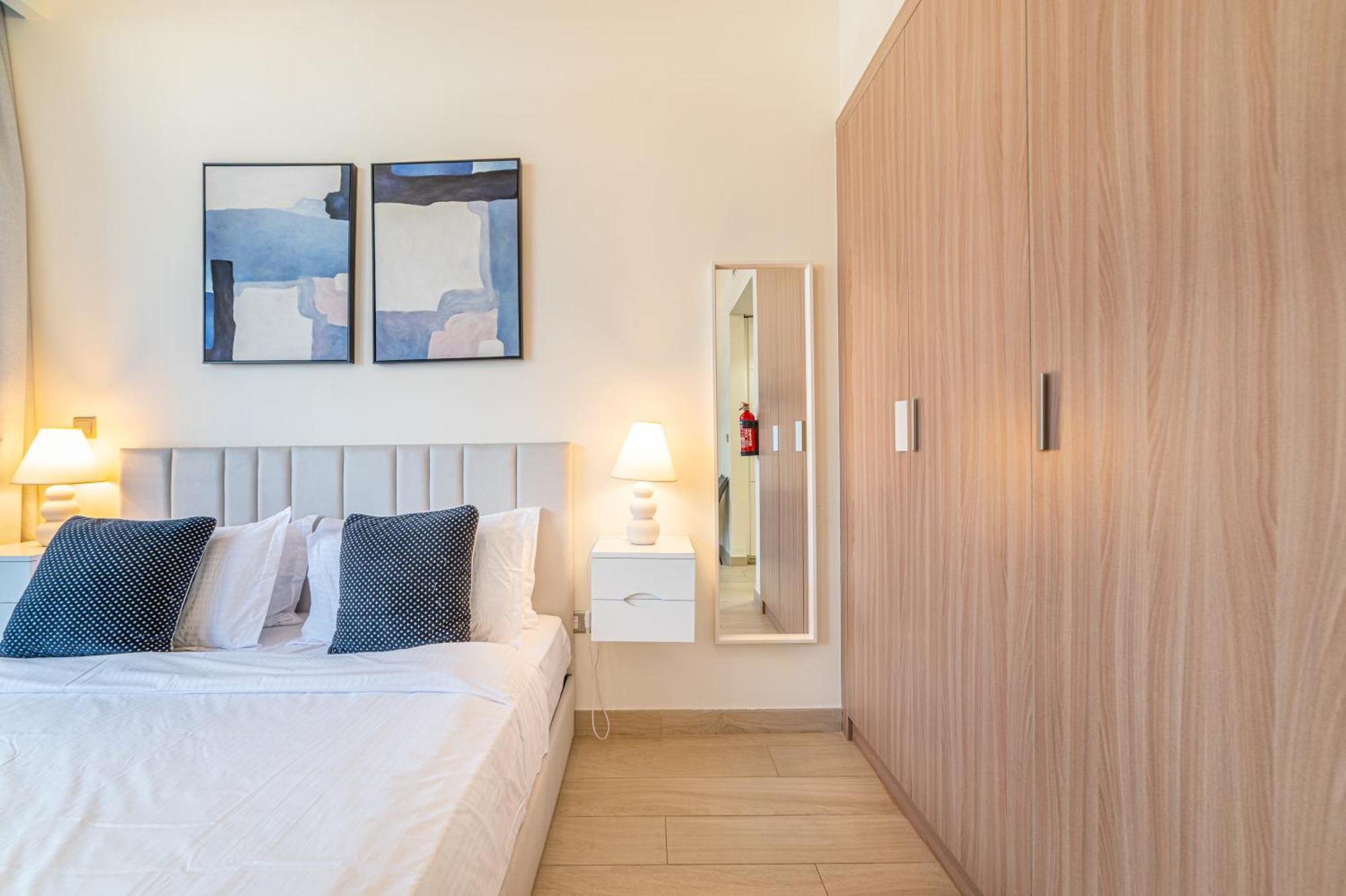 Bright & Spacious In Azizi Riviera 24 * Dubai