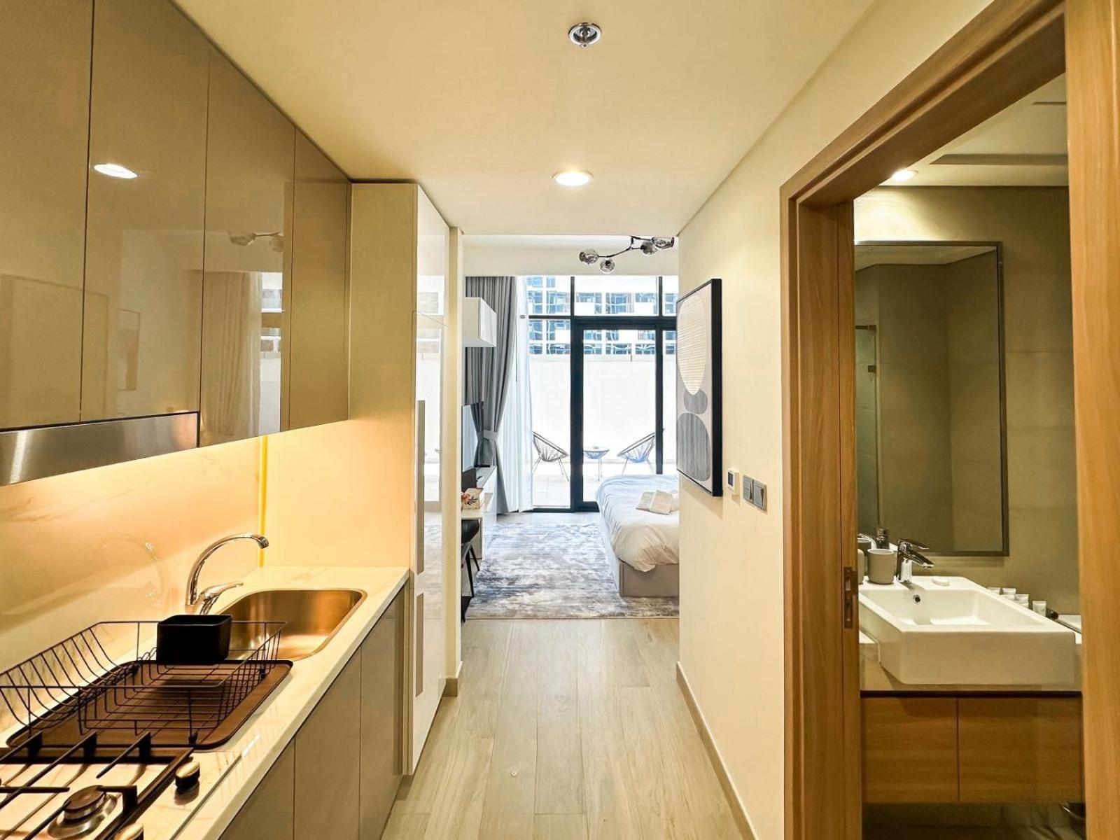 Bright & Spacious In Azizi Riviera 24 *